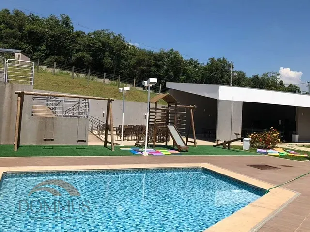 Terreno com 917m², à venda, no bairro Gran Royalle em Santana do Paraíso