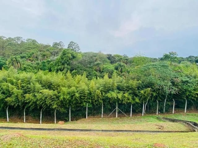 Terreno com 1150m², à venda, no bairro Caucaia do Alto em Vargem Grande Paulista