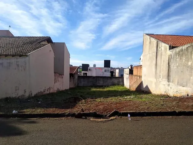 Terreno com 360m², à venda, no bairro Portal de Versalhes 1 em Londrina
