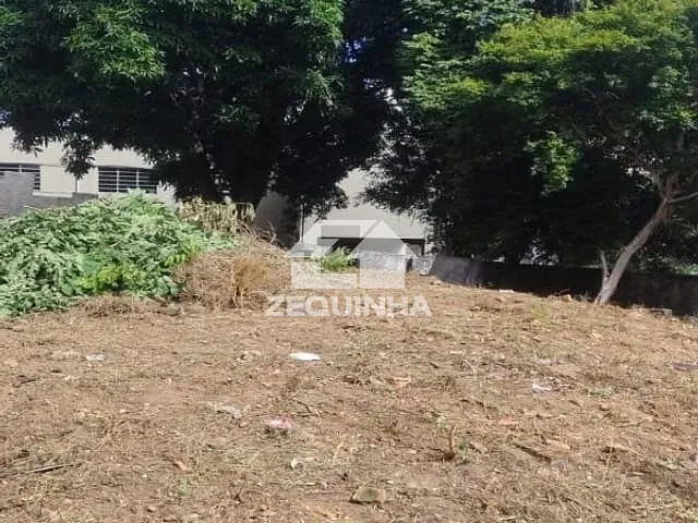 Terreno com 434m², para alugar, no bairro Vila Osasco em Osasco