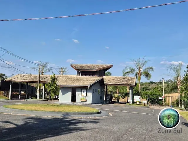 Terreno com 800m², à venda, no bairro Village Araçoiaba em Araçoiaba da Serra