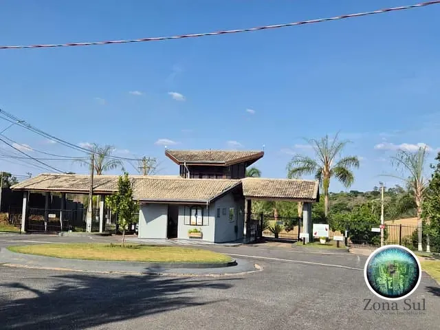 Terreno com 800m², à venda, no bairro Village Araçoiaba em Araçoiaba da Serra