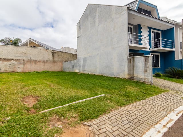 Terreno com 127m², à venda, no bairro Não informado em Curitiba