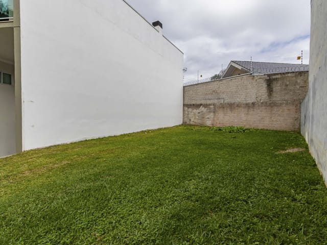 Terreno com 127m², à venda, no bairro Não informado em Curitiba