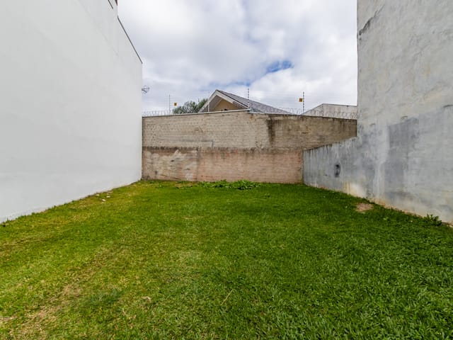 Terreno com 127m², à venda, no bairro Não informado em Curitiba