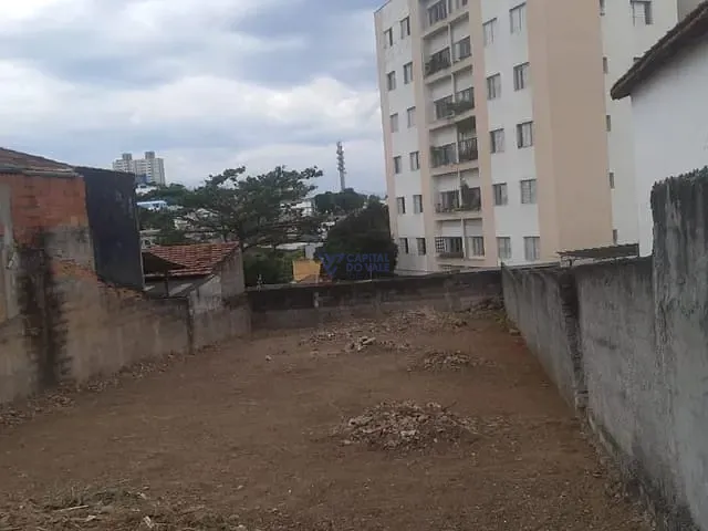 Terreno com 300m², à venda, no bairro Jardim Paulista em São José dos Campos