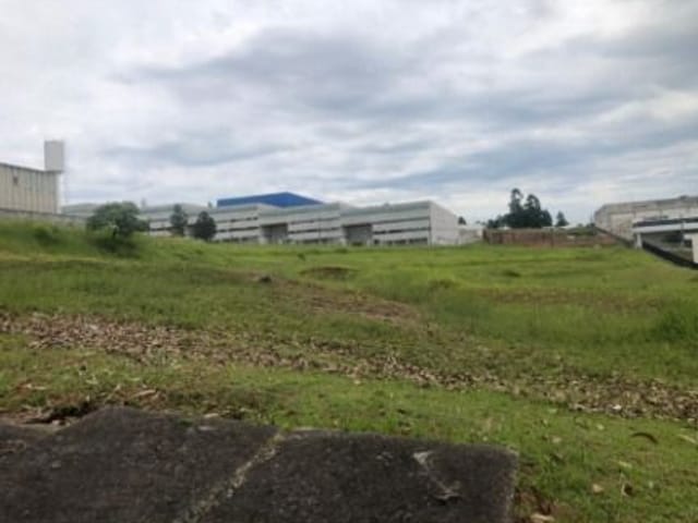 Terreno com 4576m², à venda, no bairro Centro Empresarial Tamboré em Santana de Parnaíba