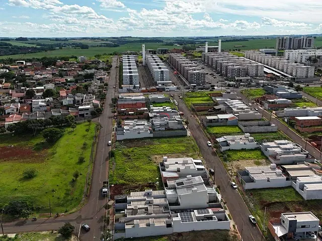 Terreno com 261m², à venda, no bairro Colinas em Londrina