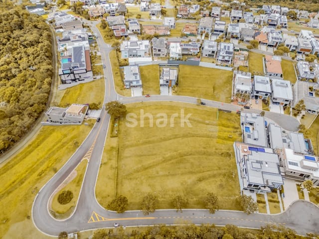 Terreno com 1258m², à venda, no bairro Alphaville Centro Industrial e Empresarial/Alphaville. em Barueri