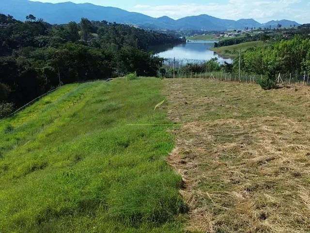 Terreno com 1000m², à venda, no bairro Túnel 7 em Joanópolis