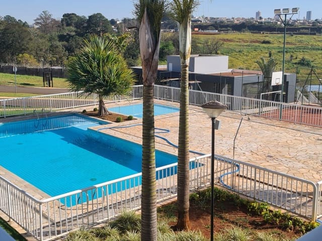 Terreno com 301m², à venda, no bairro Jardim Taroba em Cambé
