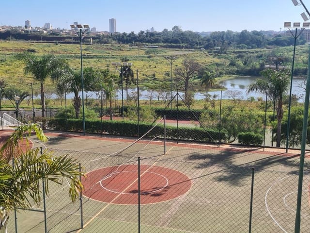 Terreno com 301m², à venda, no bairro Jardim Taroba em Cambé