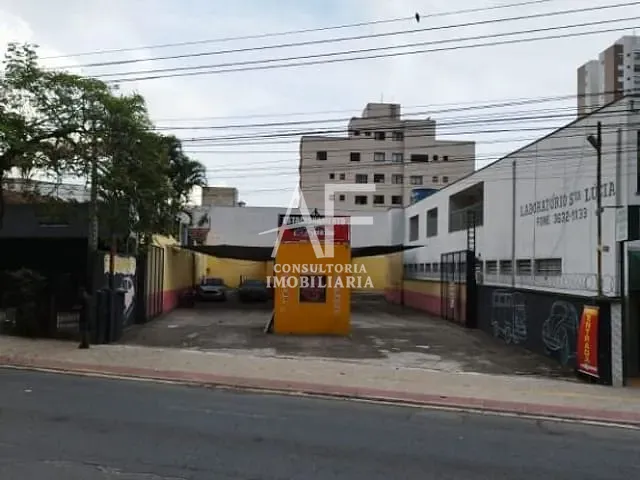 Terreno com 474m², à venda, no bairro Centro em Taubaté