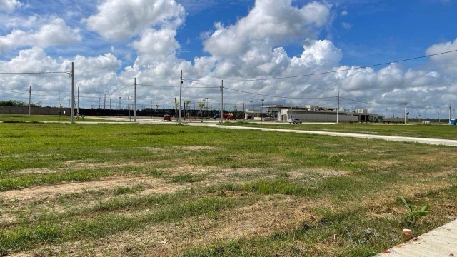 Terreno com 207m², à venda, no bairro Parque Tarcisio Miranda em Campos dos Goytacazes