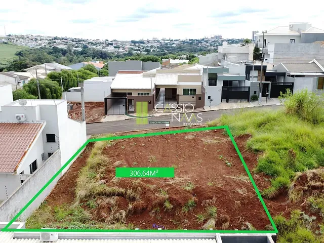 Terreno com 305m², à venda, no bairro Residencial Florais Do Lago em Apucarana
