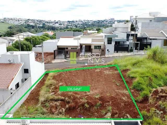 Terreno com 305m², à venda, no bairro Residencial Florais Do Lago em Apucarana