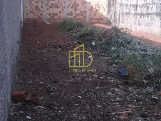 Terreno com 200m², à venda, no bairro Jardim Flora em Araçoiaba da Serra