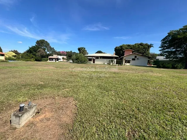 Terreno com 527m², à venda, no bairro Residencial Vitória Régia em Holambra