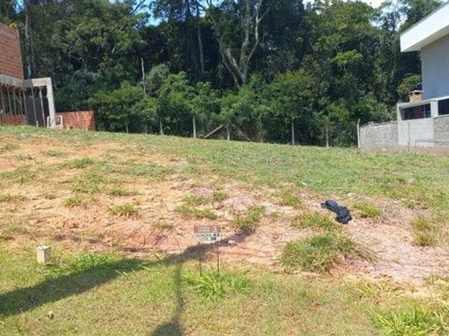Terreno com 135m², à venda, no bairro Lageadinho em Cotia
