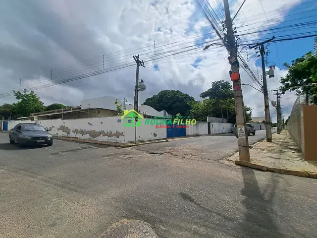 Terreno à venda, no bairro Horto em Teresina
