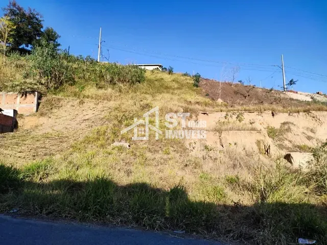 Terreno com 160m², à venda, no bairro David de Paula em Andradas