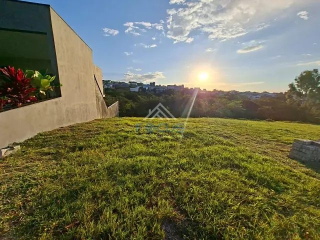 Terreno com 362m², à venda, no bairro Residencial Villagio Azzure em Itupeva