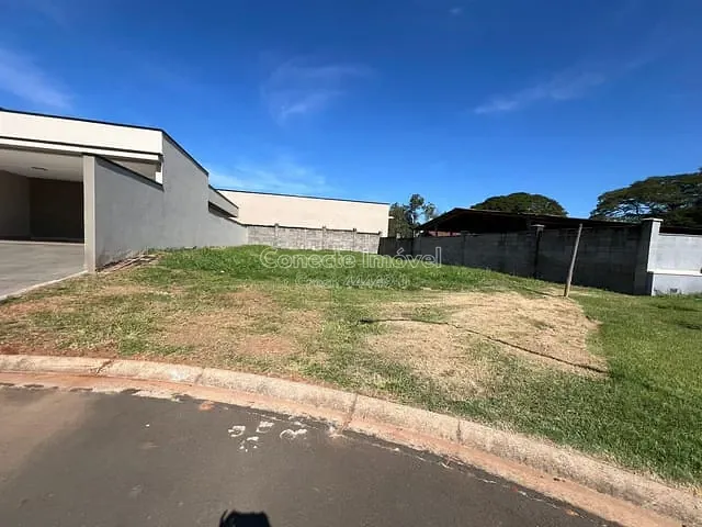 Terreno com 363m², à venda, no bairro Holland Park em Holambra