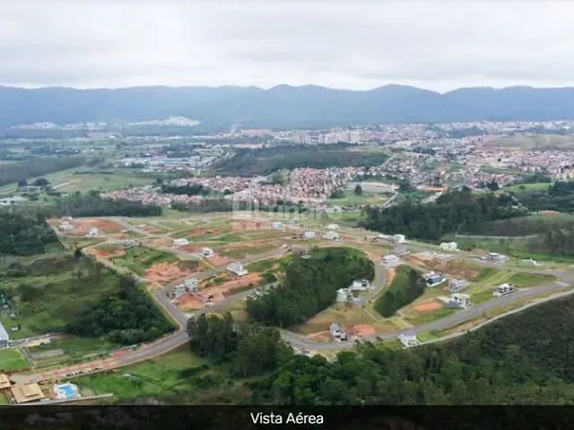 Terreno com 250m², à venda, no bairro Cézar de Souza em Mogi das Cruzes