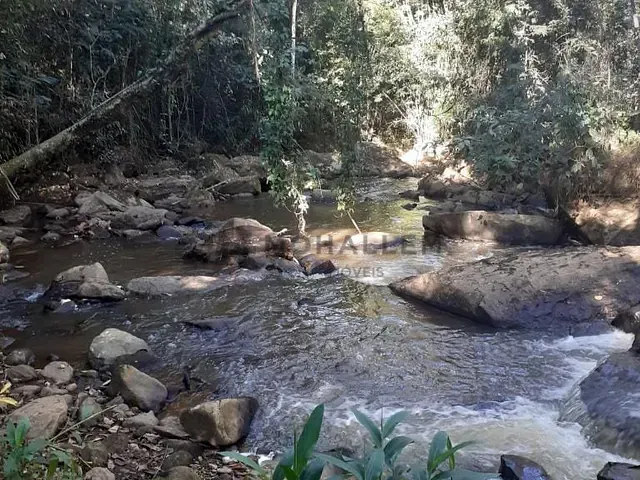 Terreno com 32000m², à venda, no bairro Goiabal em Itajubá