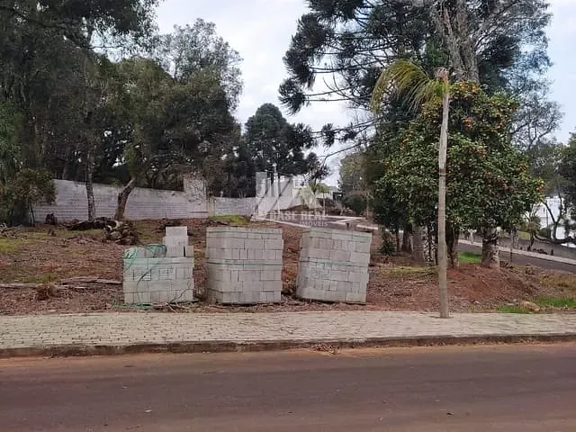 Terreno com 599m², à venda, no bairro Trianon em Guarapuava