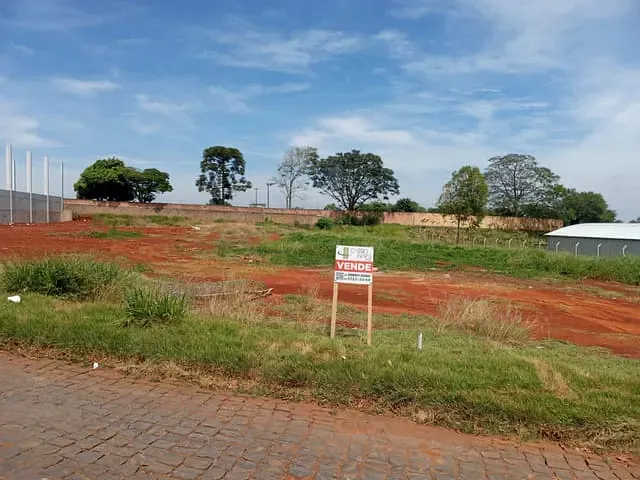 Terreno com 2037m², à venda, no bairro Parque Industrial Zona Norte em Apucarana