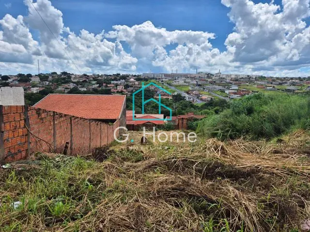 Terreno com 360m², à venda, no bairro Colúmbia em Londrina