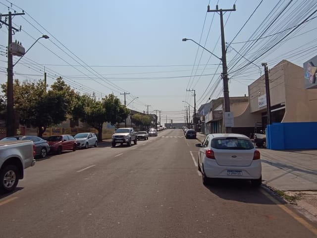 Terreno com 1672m², à venda, no bairro Centro em Cambé