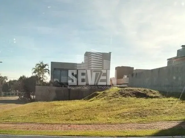 Terreno com 511m², à venda, no bairro Jardim Shangri-Lá em Bauru
