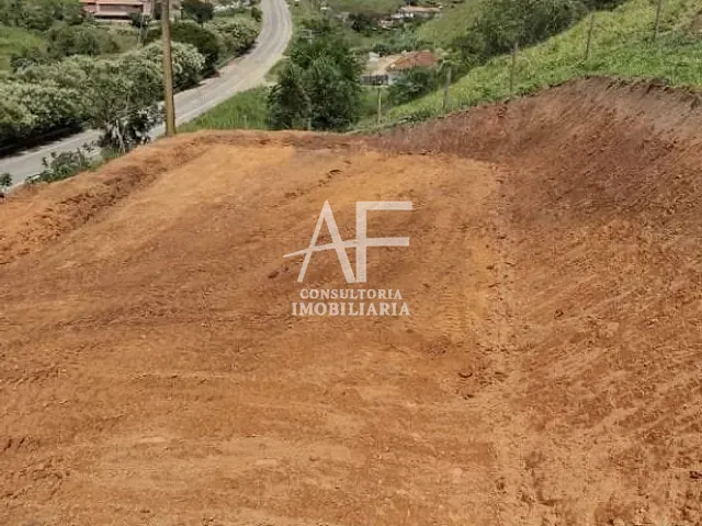 Terreno com 5000m², à venda, no bairro Pouso Alto em Natividade da Serra