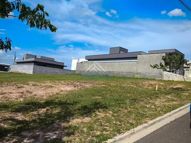 Terreno com 368m², à venda, no bairro Residencial Villagio Azzure em Itupeva