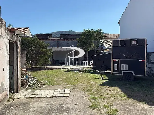 Terreno com 360m², à venda, no bairro Piratininga em Niterói
