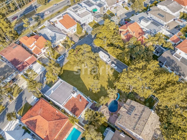 Casa com 411m², à venda, no bairro Alphaville em Santana de Parnaíba