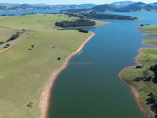 Terreno com 20458m², à venda, no bairro Barrocão em Piracaia