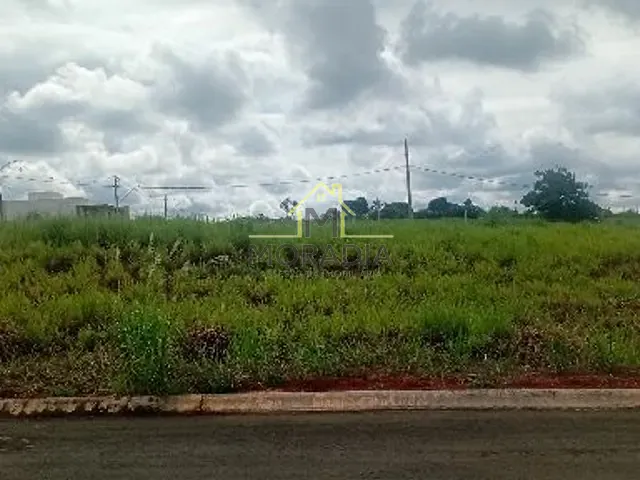 Terreno com 330m², à venda, no bairro Residencial Bourbon em Guaxupé