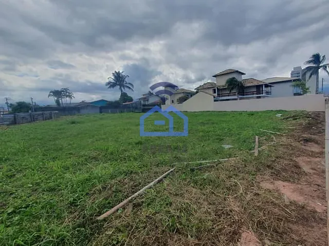 Terreno com 1690m², à venda, no bairro Jardim Britania em Caraguatatuba