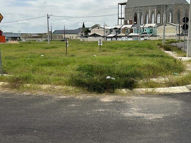 Terreno com 242m², à venda, no bairro Reserva Imperial em Campos dos Goytacazes