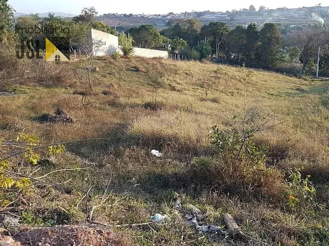 Terreno com 1692m², à venda, no bairro Vila Velha em Caçapava