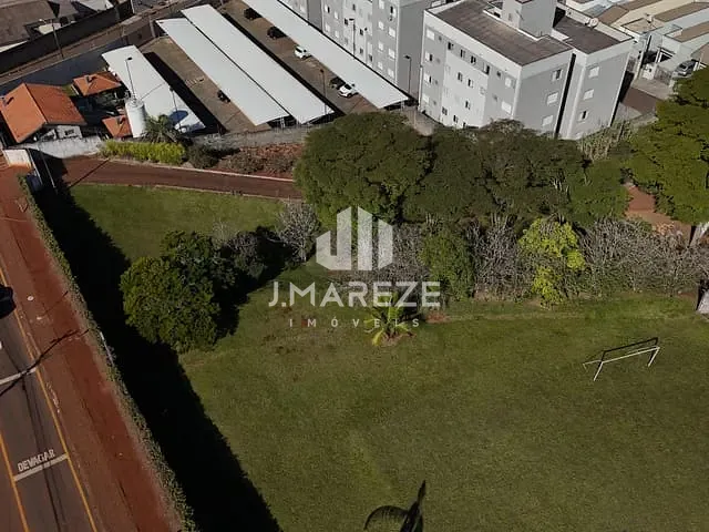 Terreno com 1350m², à venda, no bairro Vila Nova em Apucarana