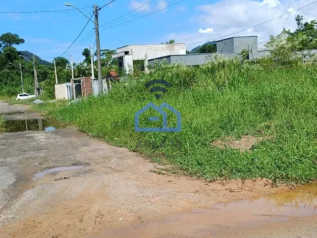 Terreno com 360m², à venda, no bairro Massaguaçu em Caraguatatuba