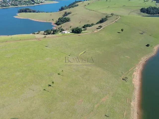 Terreno com 20490m², à venda, no bairro Barrocão em Piracaia