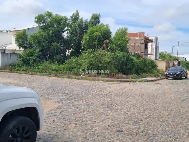 Terreno com 217m², à venda, no bairro Jardim Botanico em Campos dos Goytacazes