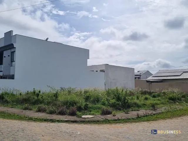 Terreno com 217m², à venda, no bairro Jardim Botanico em Campos dos Goytacazes