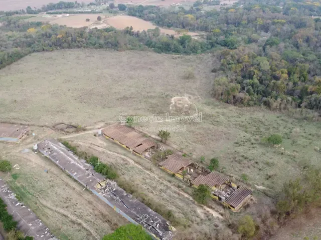 Terreno com 20000m², à venda, no bairro Camanducaia em Holambra