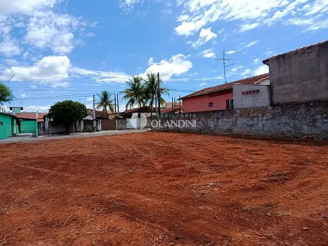 Terreno com 300m², à venda, no bairro Parque Residencial Itamaraty em Artur Nogueira